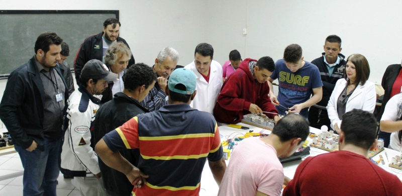 Encerram duas turmas dos cursos de qualificação profissional